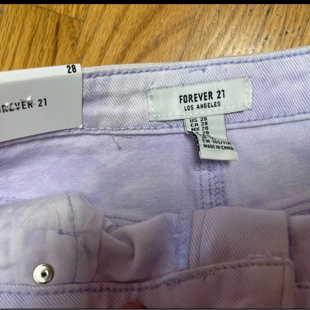 Forever 21 Denim Jean Short Skirt Lavender 5-Pocket 28 inch Waist Distressed NWT - Picture 5 of 9